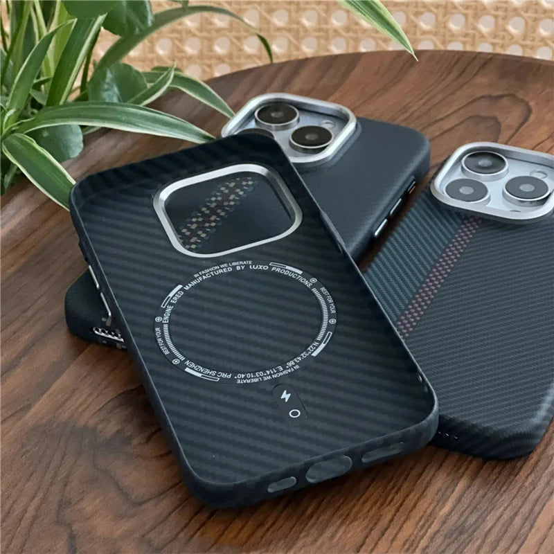 Turbo Grip Carbon Fiber MagSafe Case for iPhone